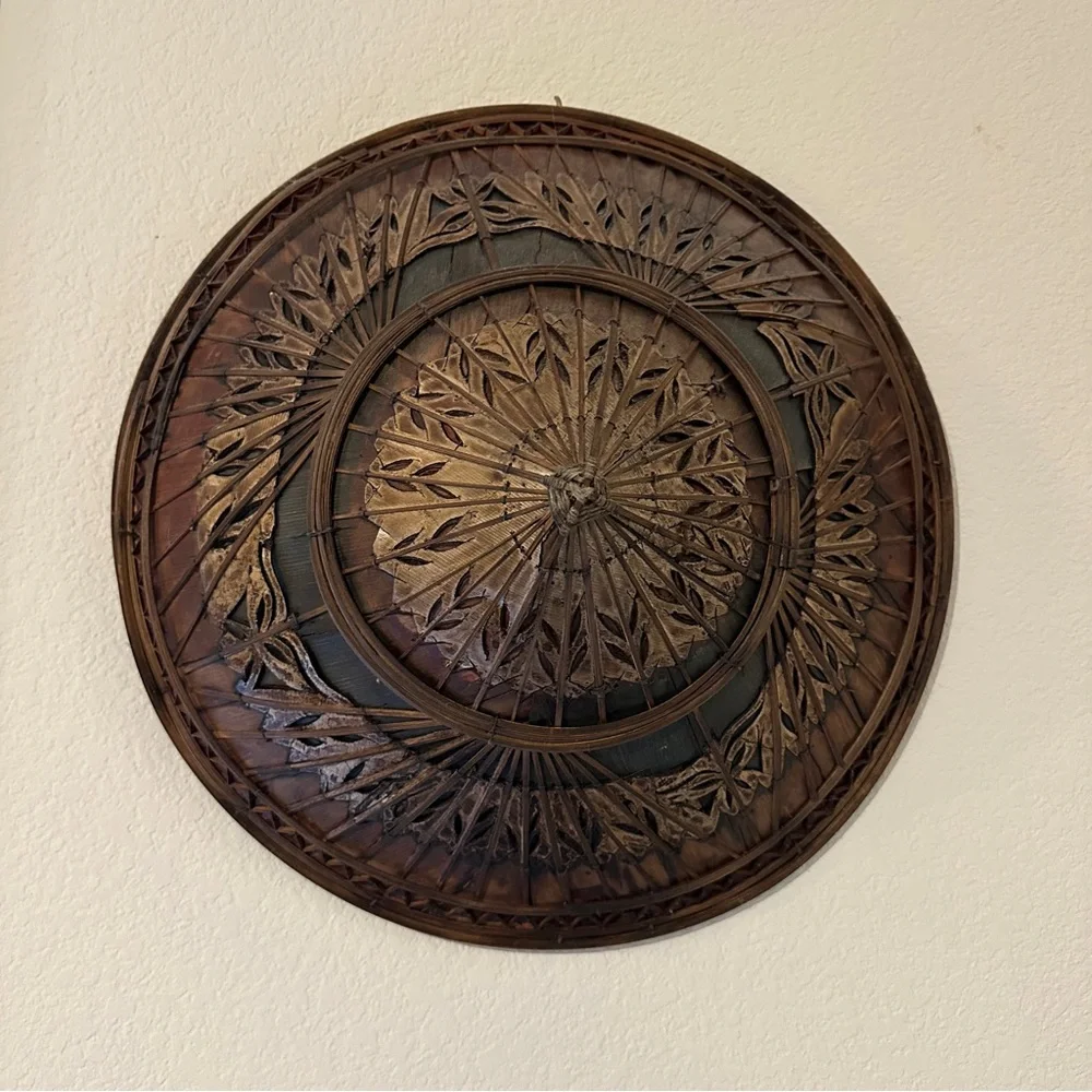 ANTIQUE Decorative Asian Conical‎ Hat (nón lá in Vietnam)